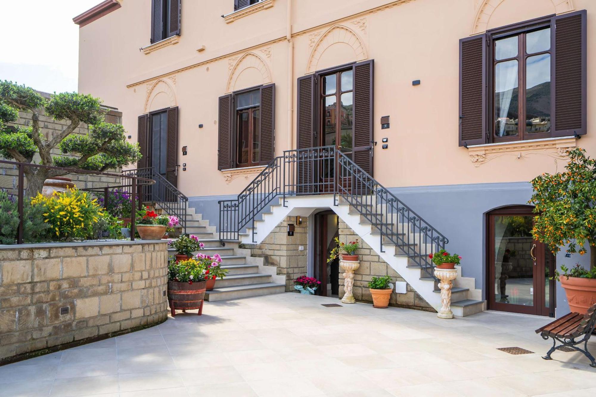 فيكو إيكوينس Villa Agostino Luxury B&B المظهر الخارجي الصورة