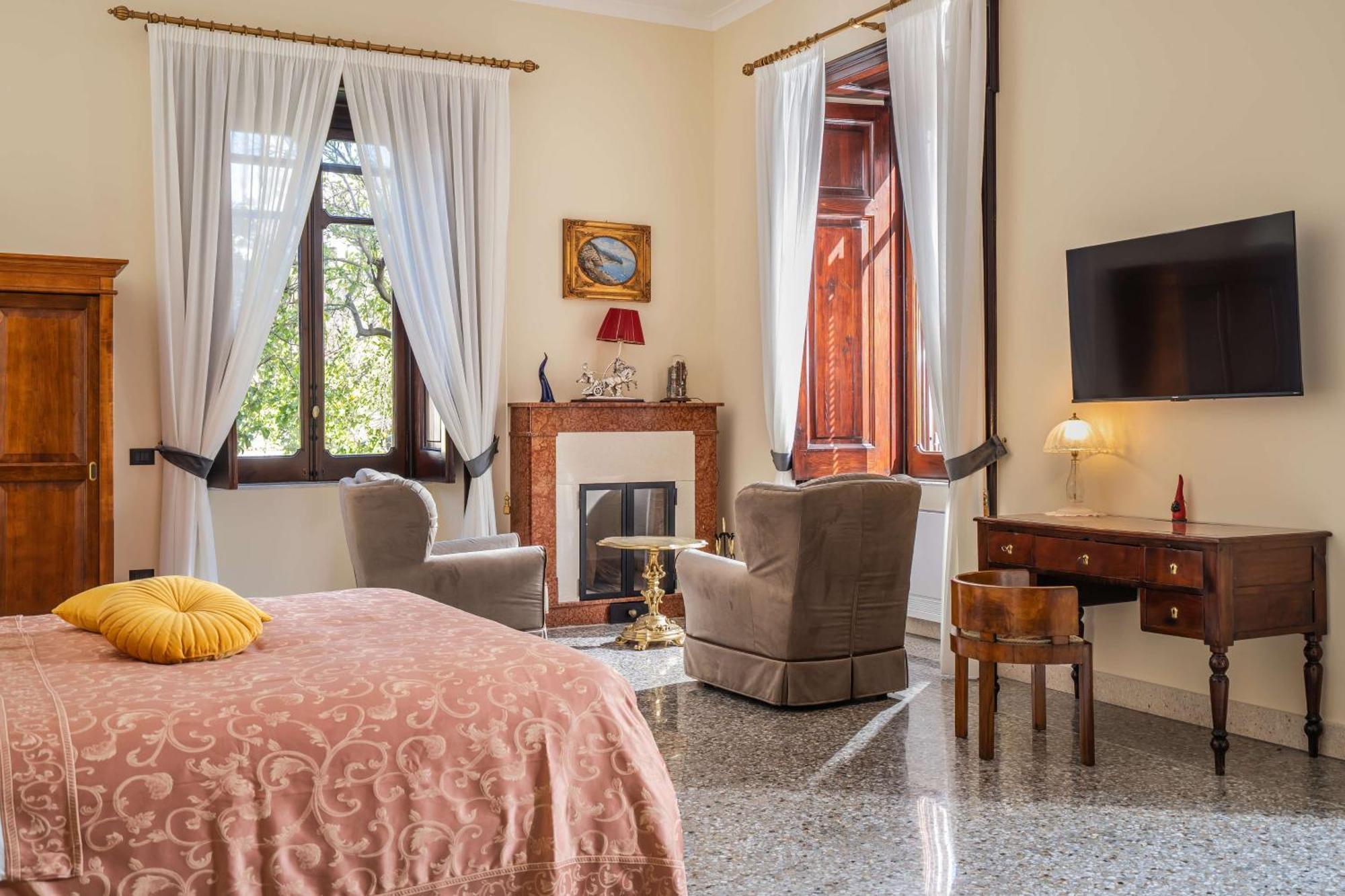 فيكو إيكوينس Villa Agostino Luxury B&B الغرفة الصورة